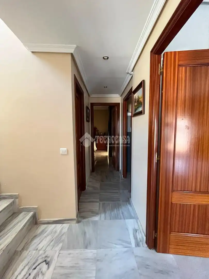 Casa o chalet en venta en Alcalá de Guadaira con Aire acondicionado, Terraza y Amueblado