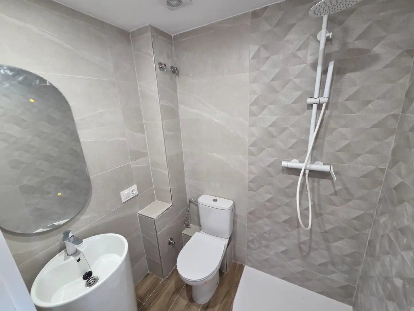 Baño de Piso en venta en Olèrdola con Aire acondicionado, Calefacción y Horno