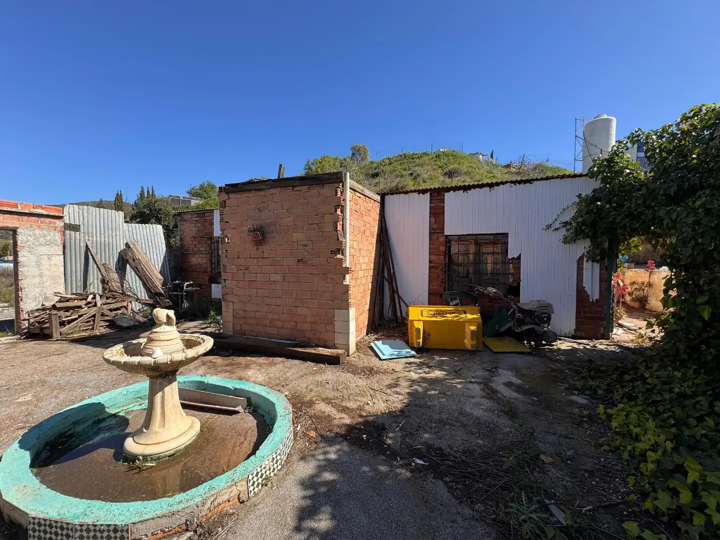 Vista exterior de Finca rústica en venda en Málaga amb Jardí privat i Piscina