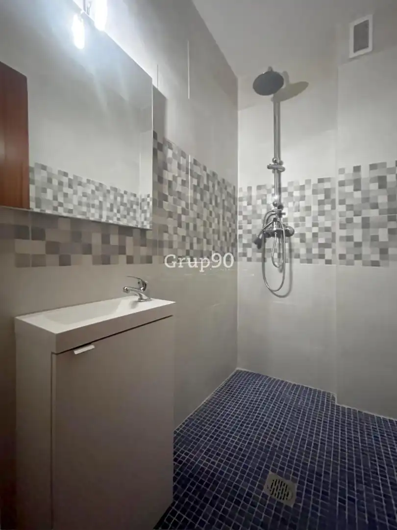Baño de Piso en venta en Lleida con Aire acondicionado y Balcón