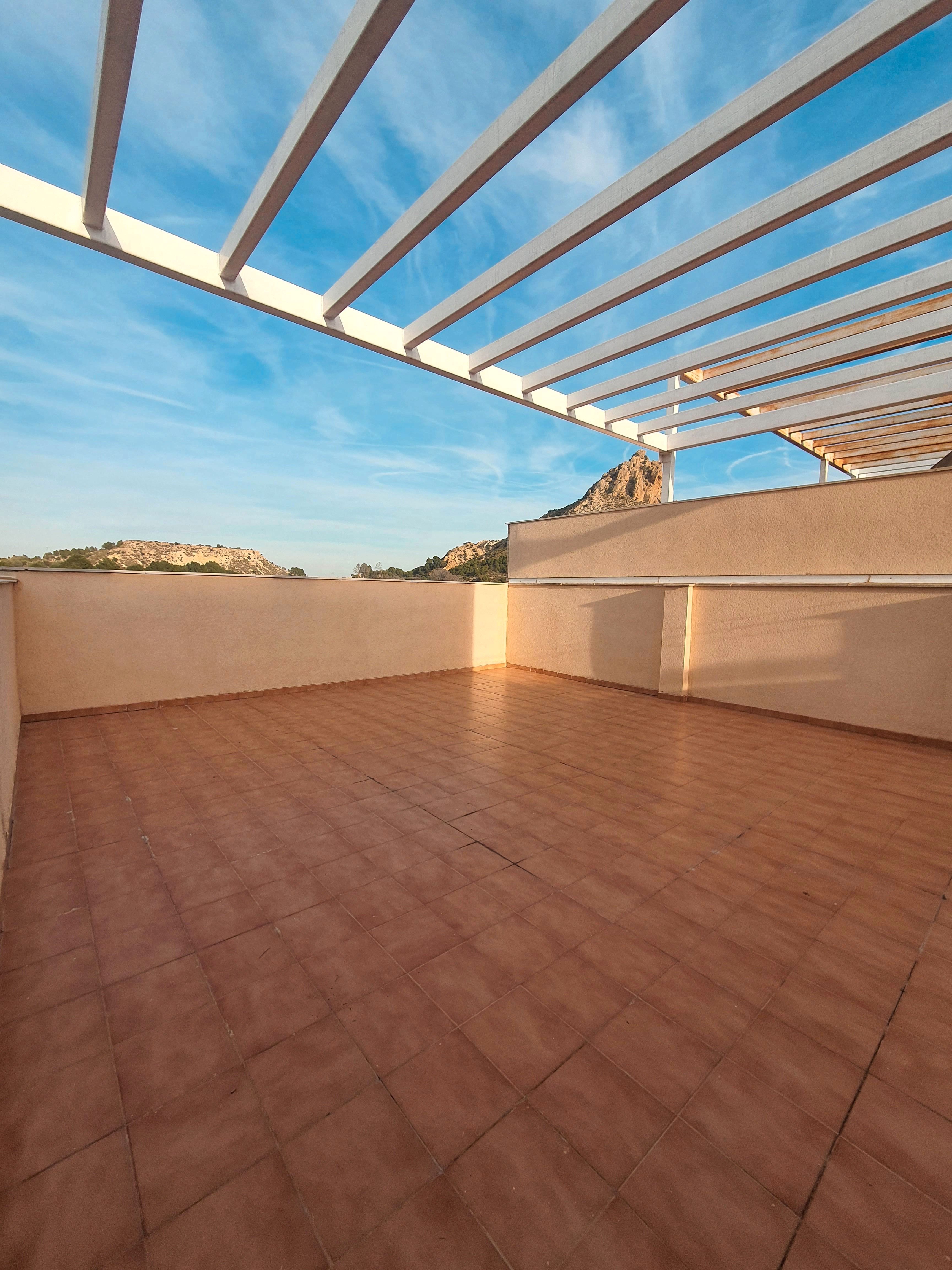 Attic to rent in Archena