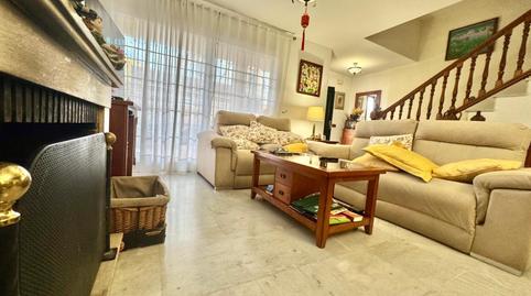 Foto 2 de Casa adosada en venda a Montemar, Torremolinos