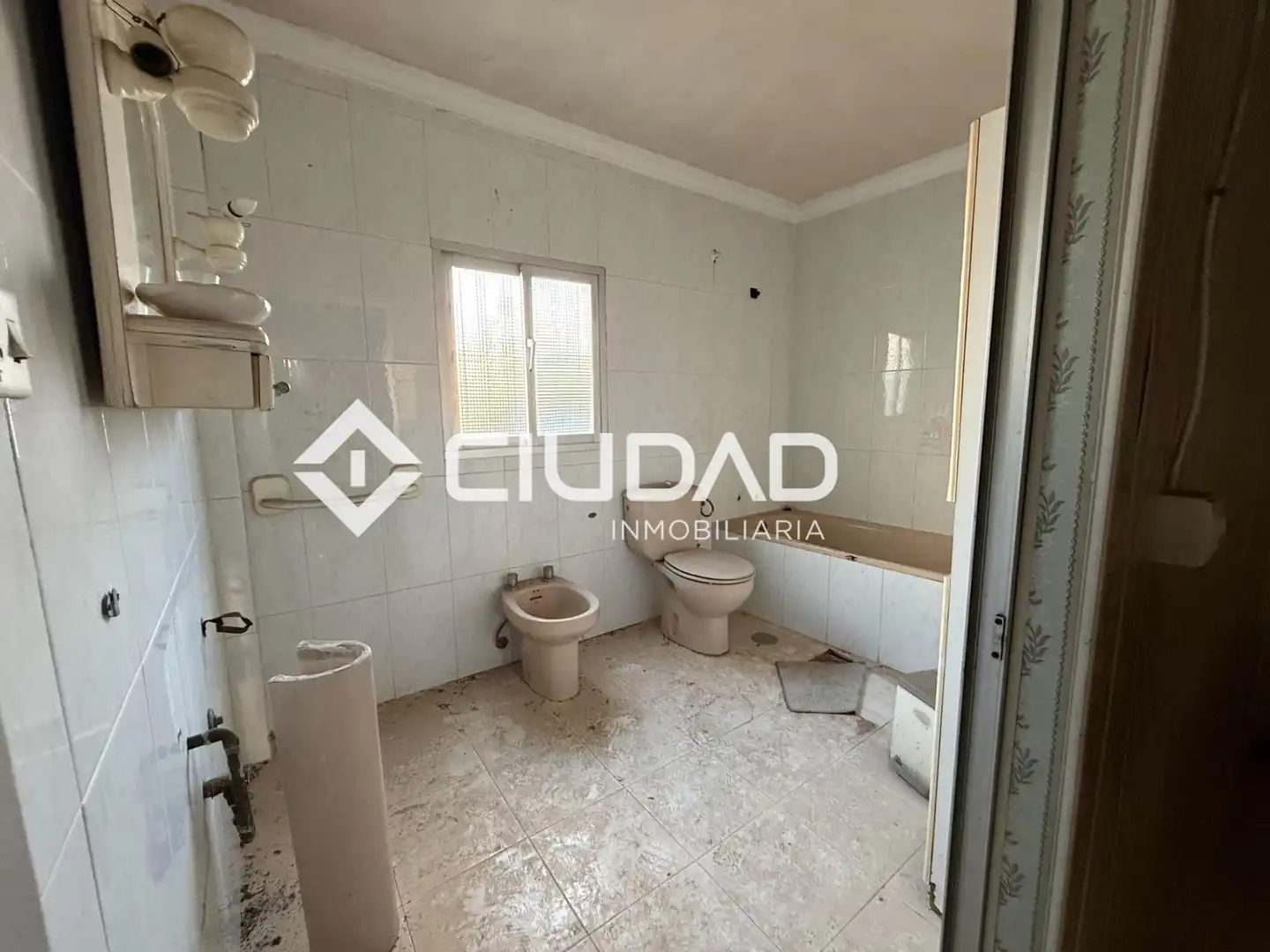 Bany de Casa o xalet en venda en Lebrija