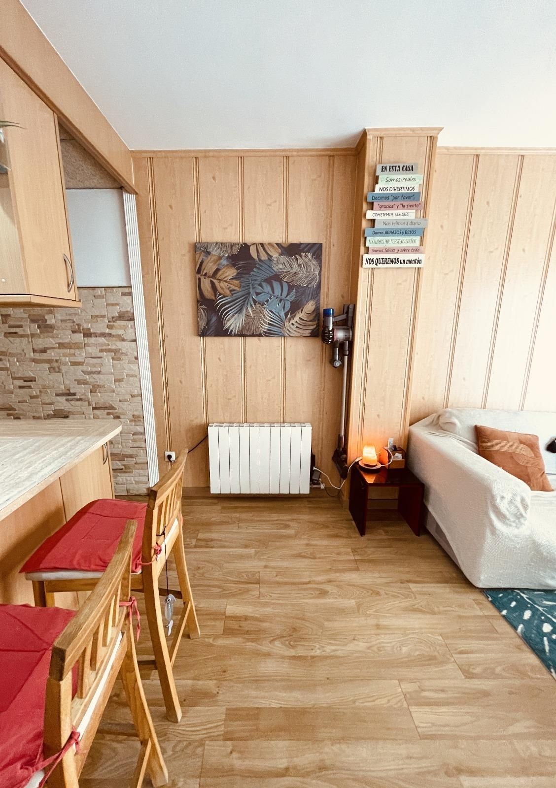 Bedroom of Flat for sale in El Vendrell  with Heating, Parquet flooring and Balcony