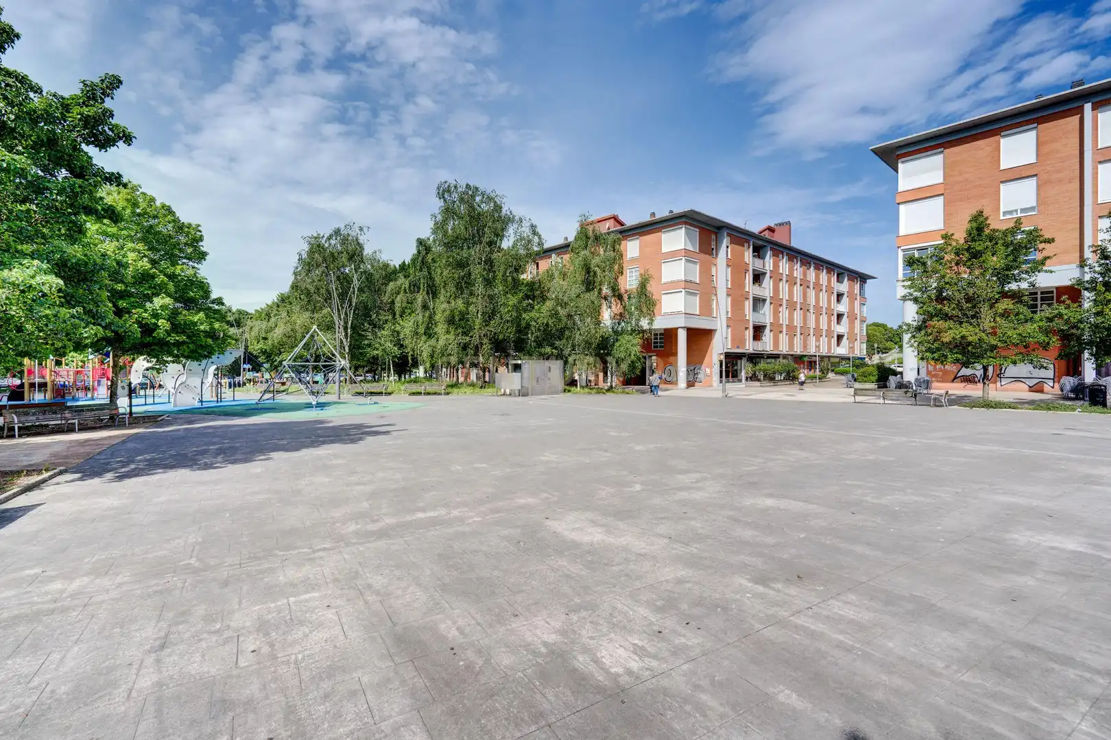 Commercial properties for sale in Extremadura Kalea, 9, Donostia-San Sebastian, Spai, 9, Intxaurrondo