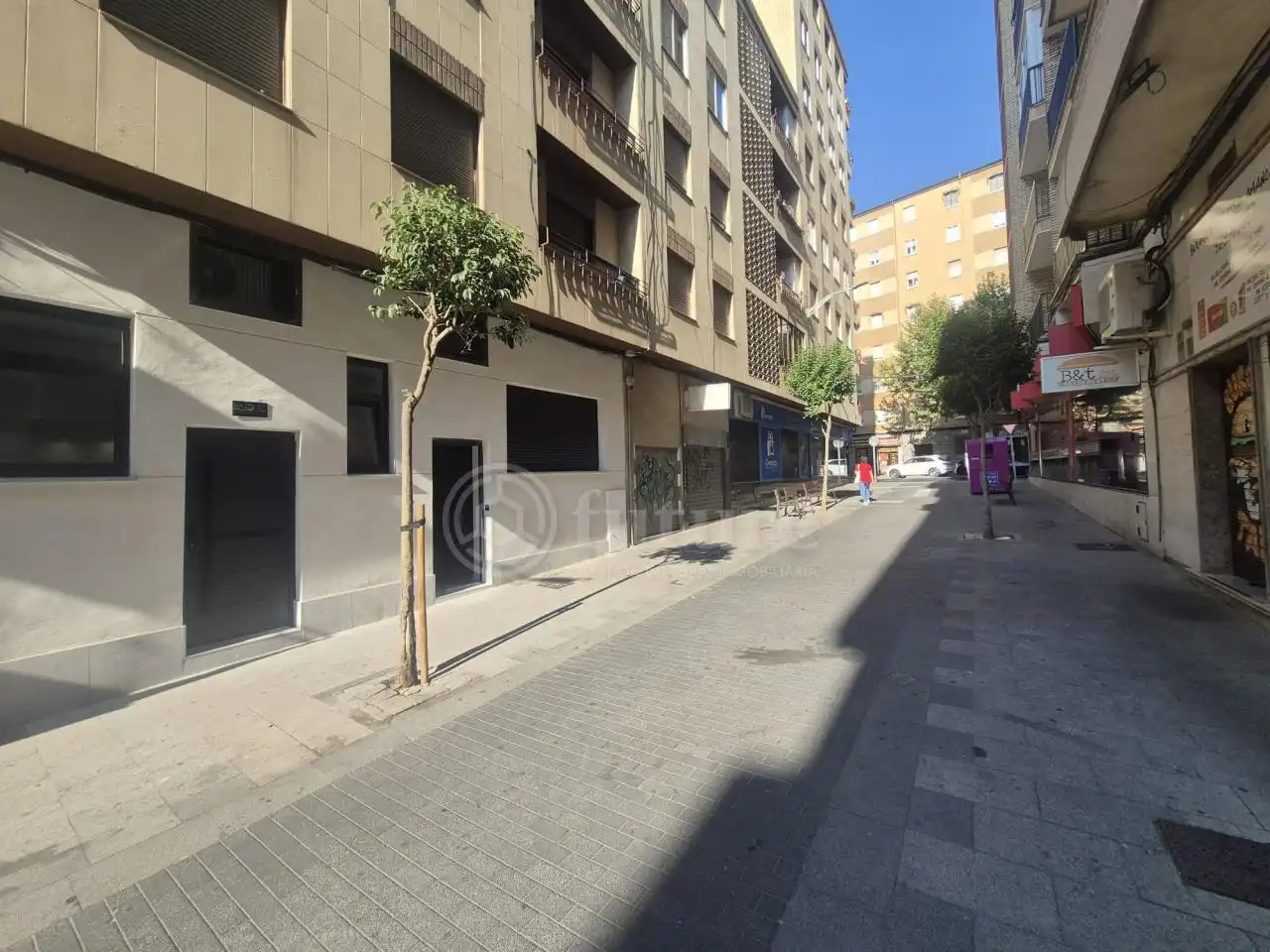 Exterior view of Study for sale in Salamanca  with Air Conditioner, Heating and Furnished