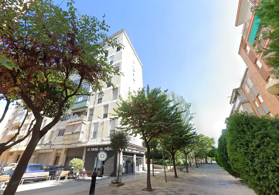 Vista exterior de Piso en venta en Sant Joan Despí