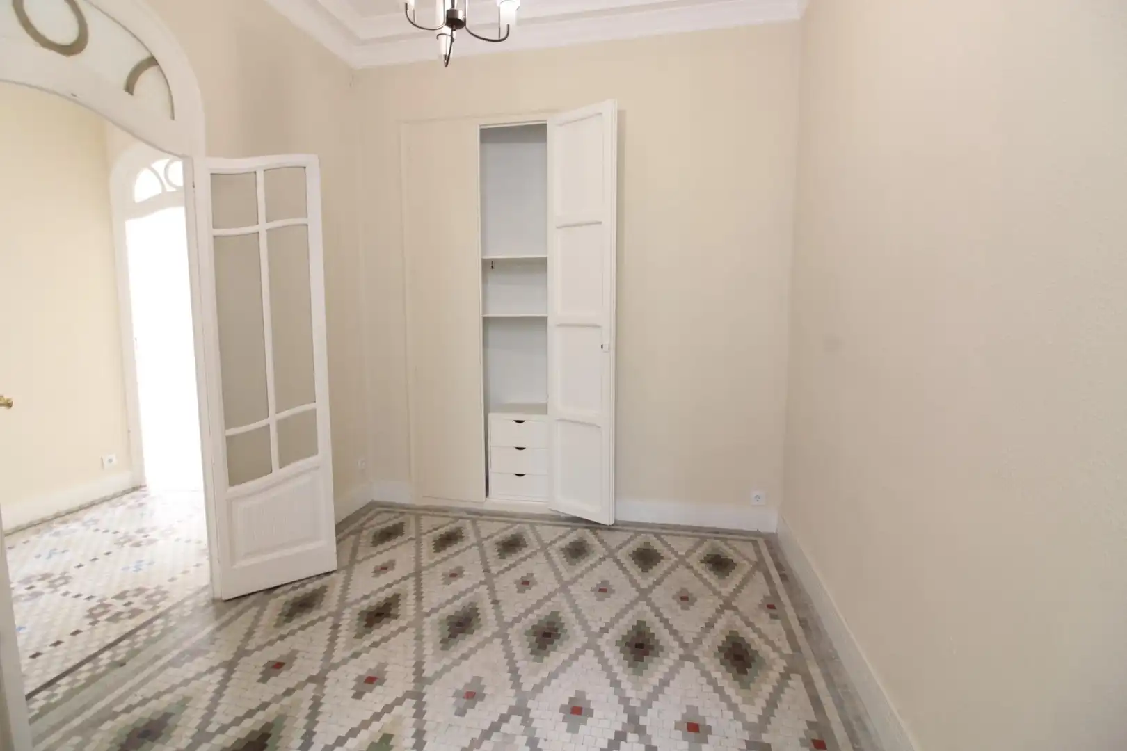 Habitación de Piso de alquiler en Valencia con Balcón
