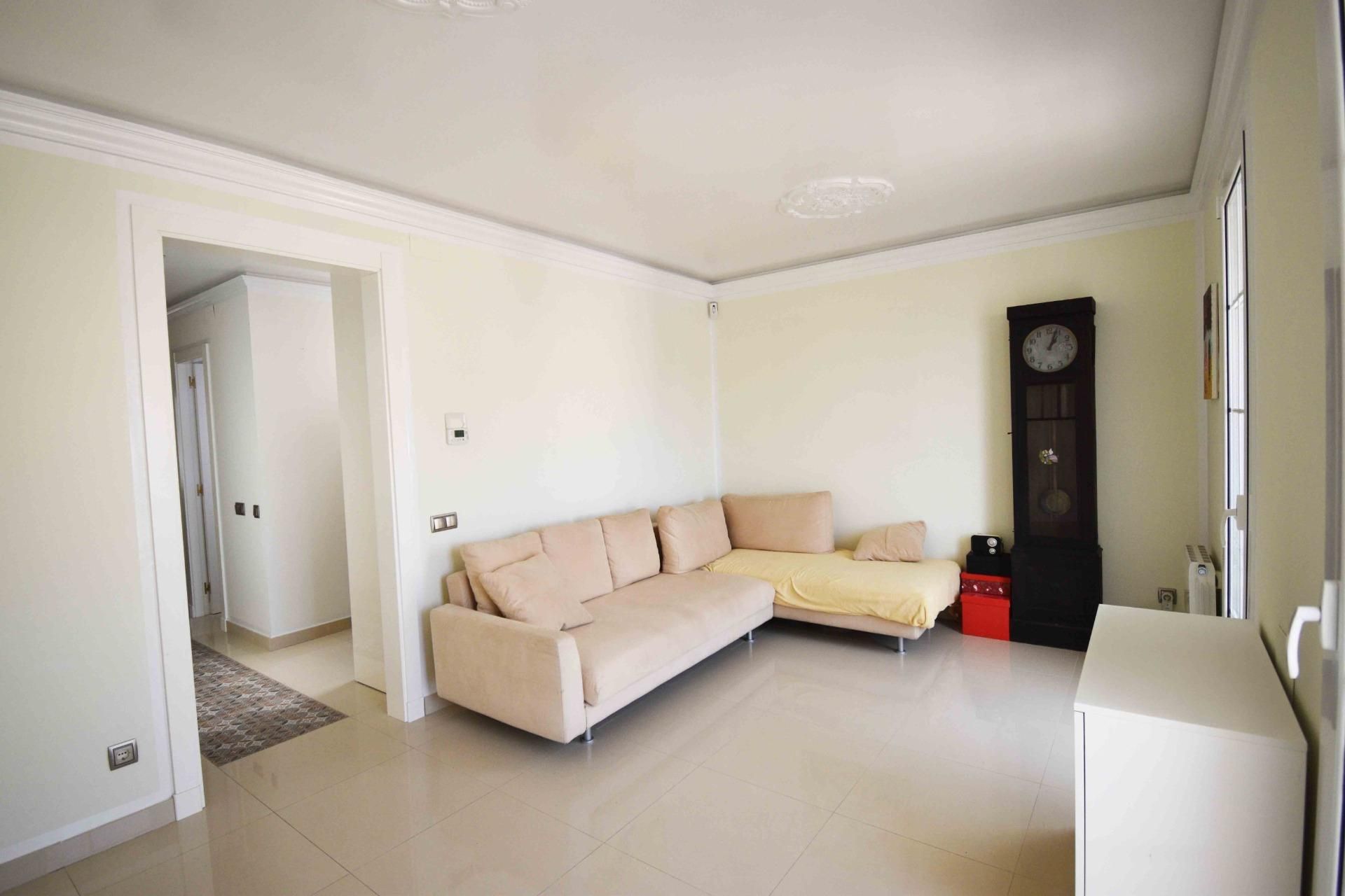 Living room of Flat for sale in Sitges  with Air Conditioner, Heating and Terrace