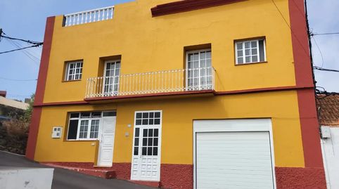 Foto 2 de Casa adosada en venda a Calle la Paz, 14, El Pinar de El Hierro, Santa Cruz de Tenerife