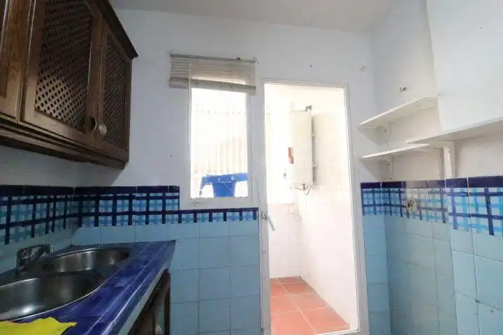 Cuina de Pis en venda en Fuengirola amb Terrassa i Piscina comunitària