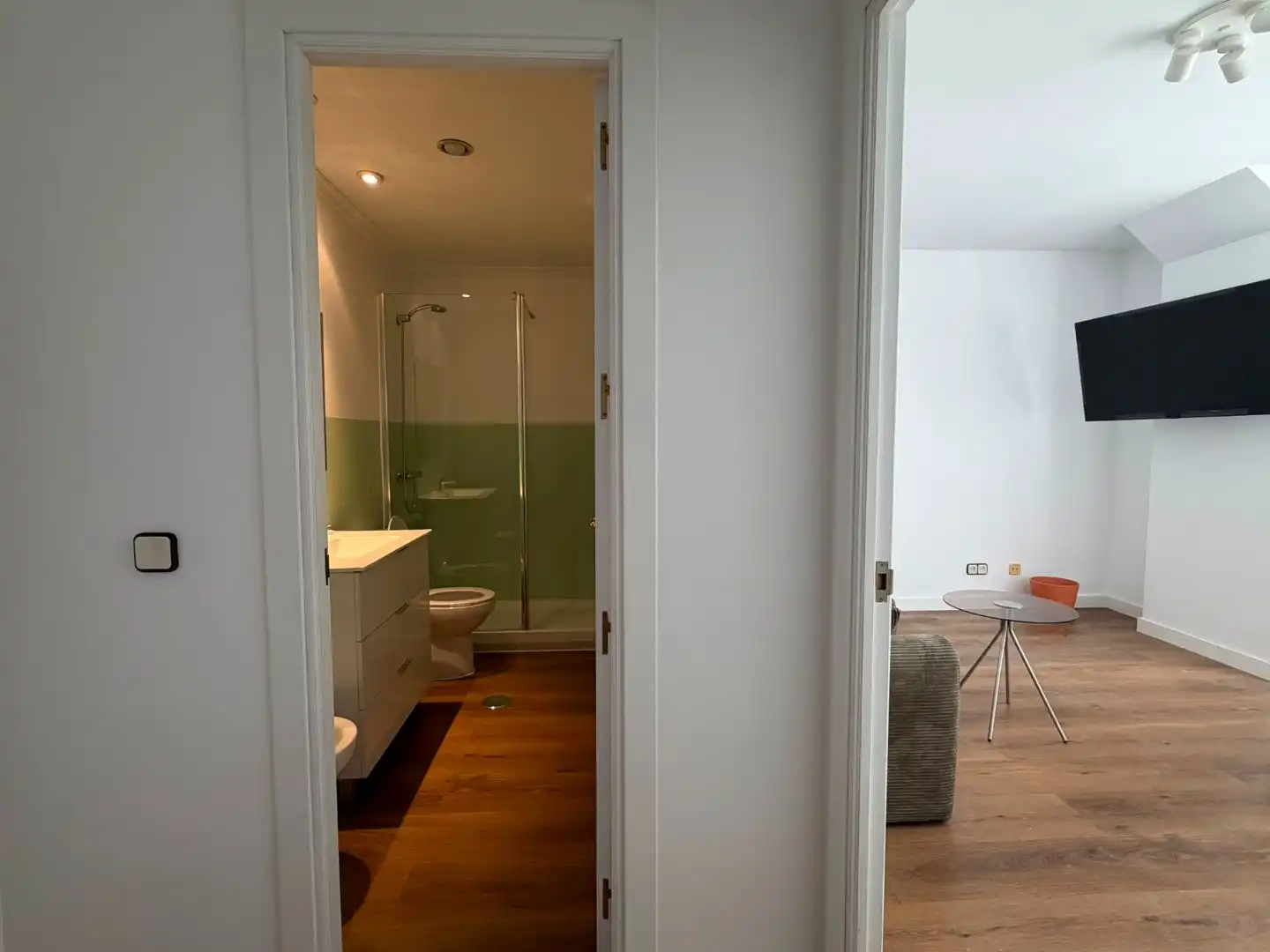 Badezimmer von Wohnung zur Miete in Madrid mit Klimaanlage, Heizung und Abstellraum