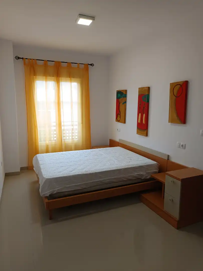Habitación de Piso de alquiler en Lucena con Aire acondicionado, Calefacción y Jardín privado