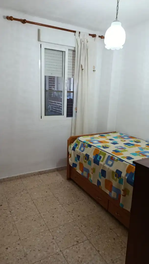 Pis en venda a Avenida del Perú, Valdepasillas - La Paz - Huerta Rosales