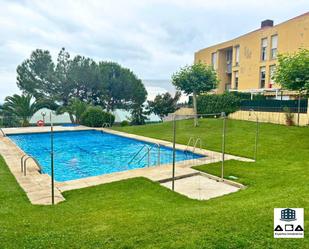Swimming pool of Flat for sale in San Lorenzo de El Escorial  with Air Conditioner, Terrace and Balcony