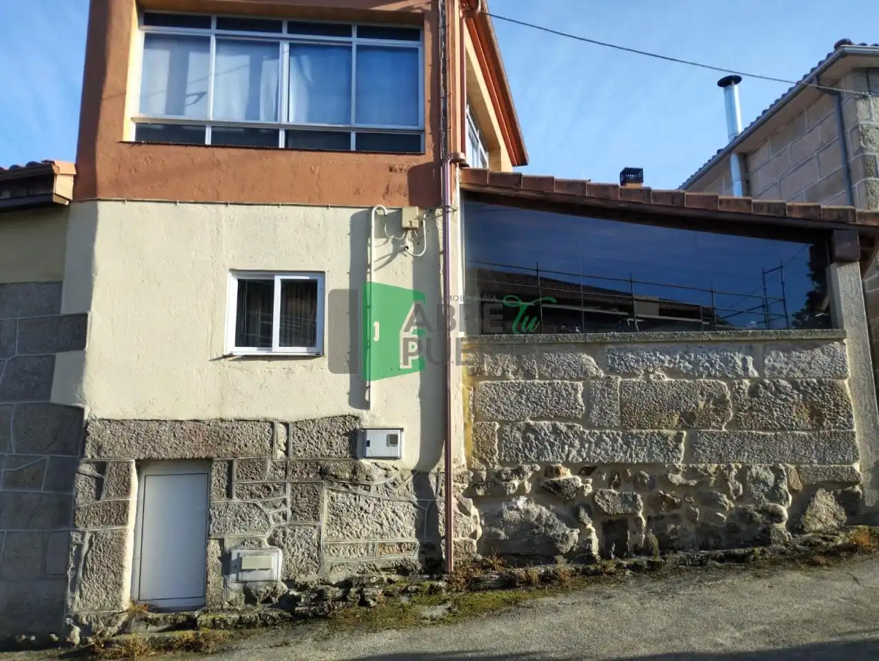 Exterior view of Houses for sale in A Peroxa , Ourense