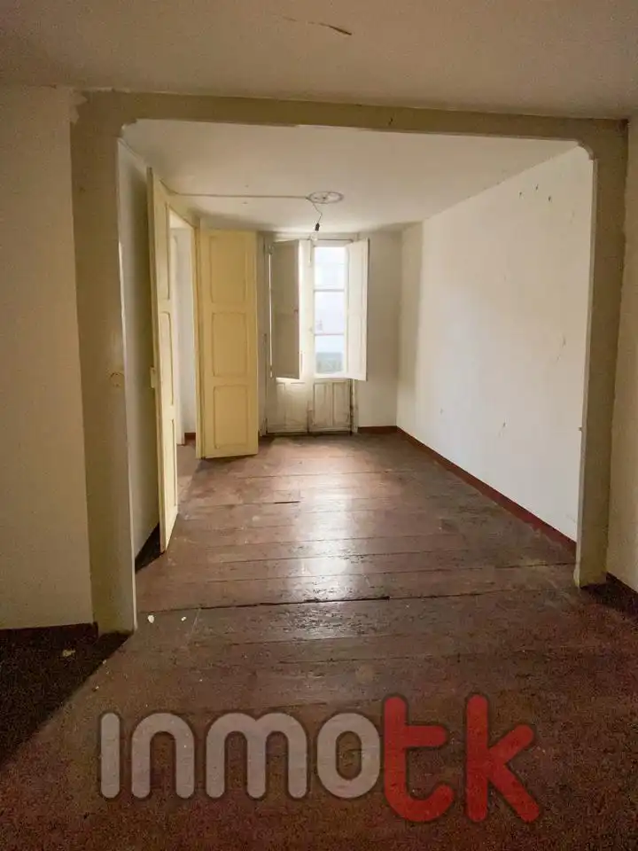 Dormitori de Casa o xalet en venda en Betanzos amb Jardí privat i Terrassa