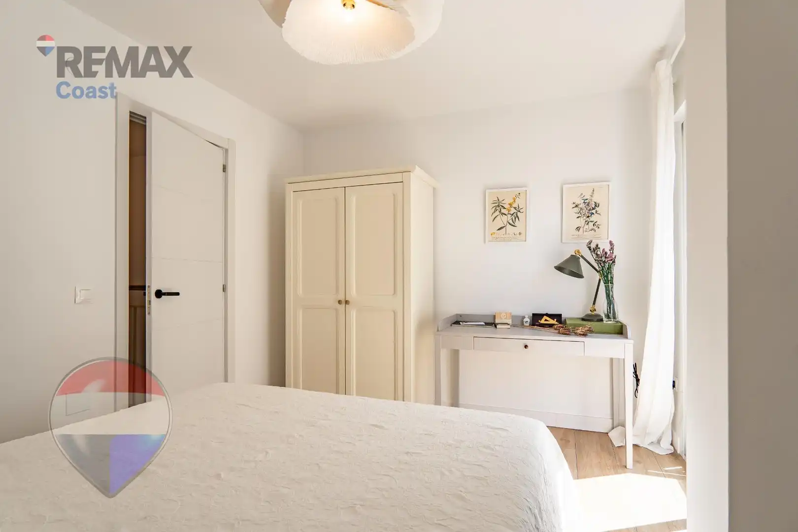 Habitación de Dúplex en venta en Rincón de la Victoria con Amueblado y Balcón