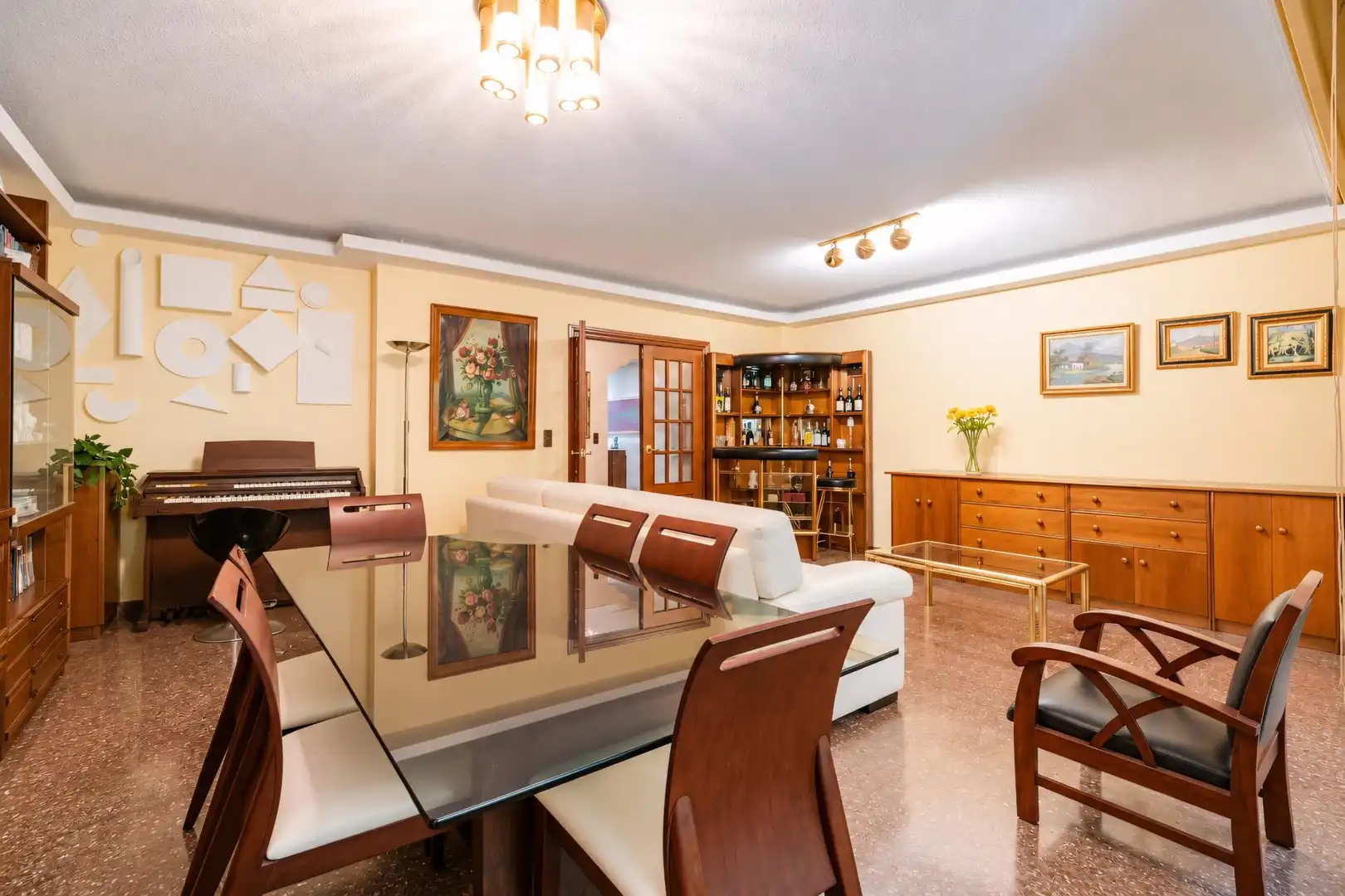 Appartamento con terrazza in vendita a AYORA, imagen 4
