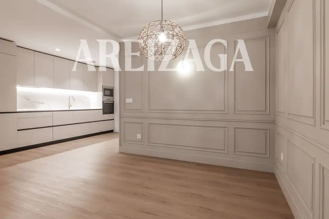 Piso en venta en Antiguo