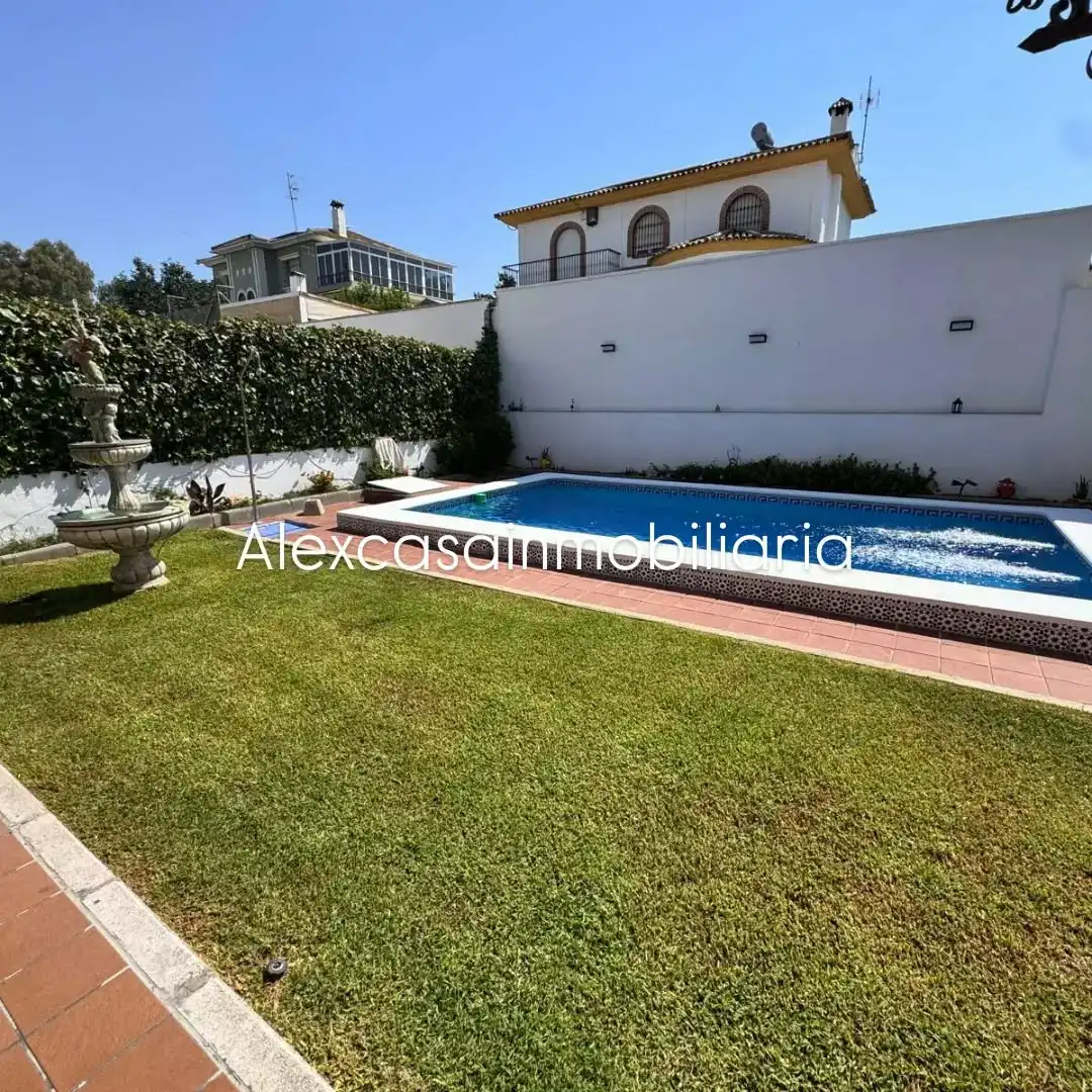 Swimming pool of Houses for sale in Cabra  with Air Conditioner, Private garden and Terrace