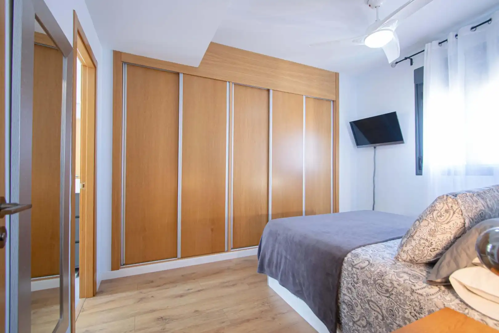 Habitación de Piso en venta en Sevilla con Aire acondicionado, Calefacción y Terraza