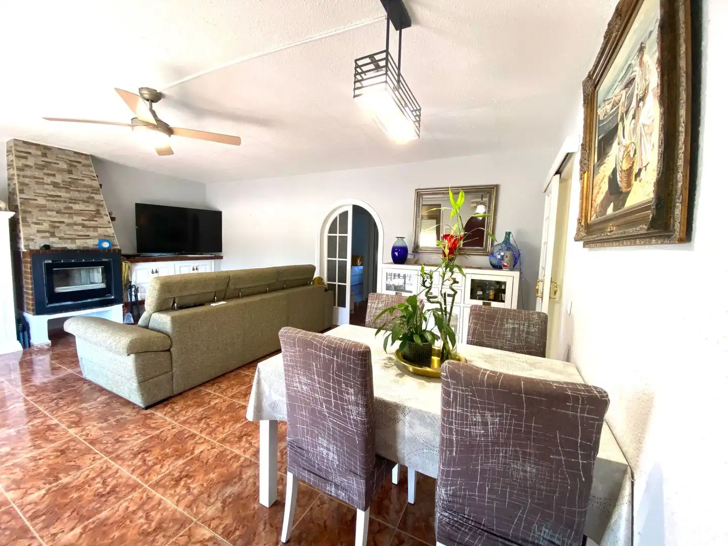 Sala d'estar de Casa o xalet en venda en Creixell amb Aire condicionat, Terrassa i Traster