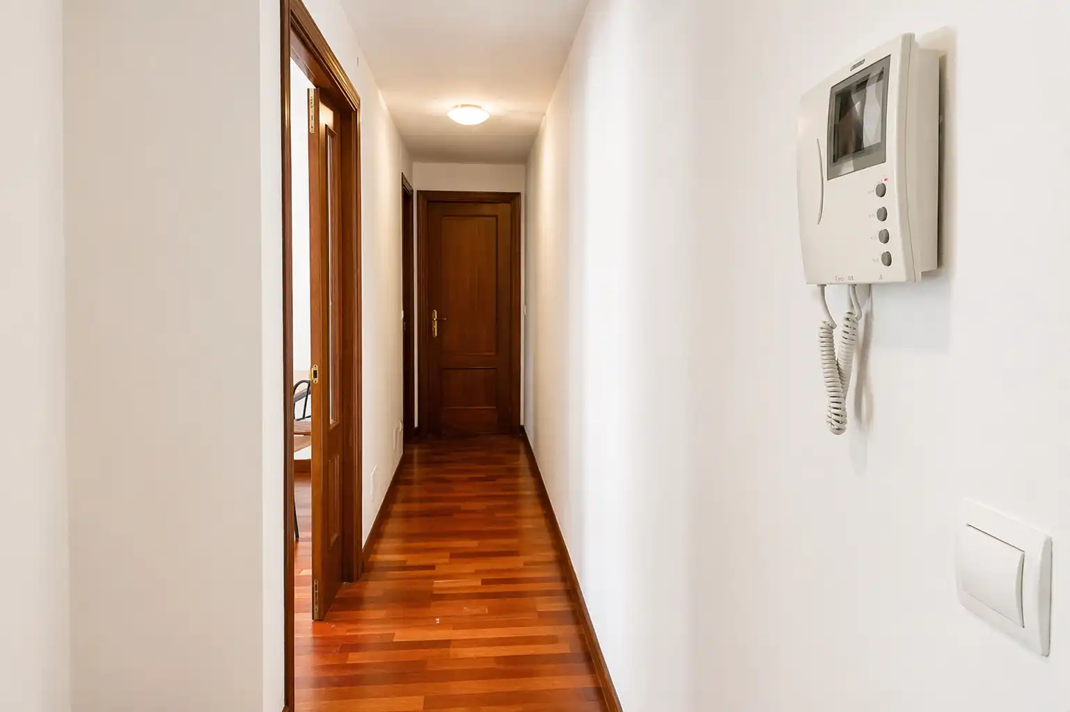 Piso en venta en Torrelavega  con Parquet, Trastero y Amueblado