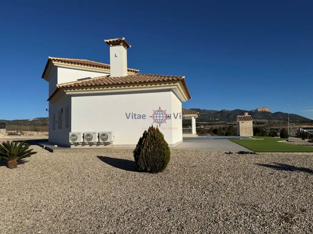 Vista exterior de Casa o chalet en venta en Lorca con Terraza, Piscina y Internet