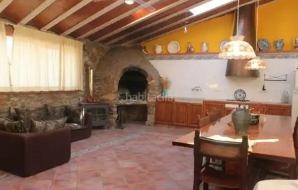 Cocina de Finca rústica en venta en Pontils, Tarragona