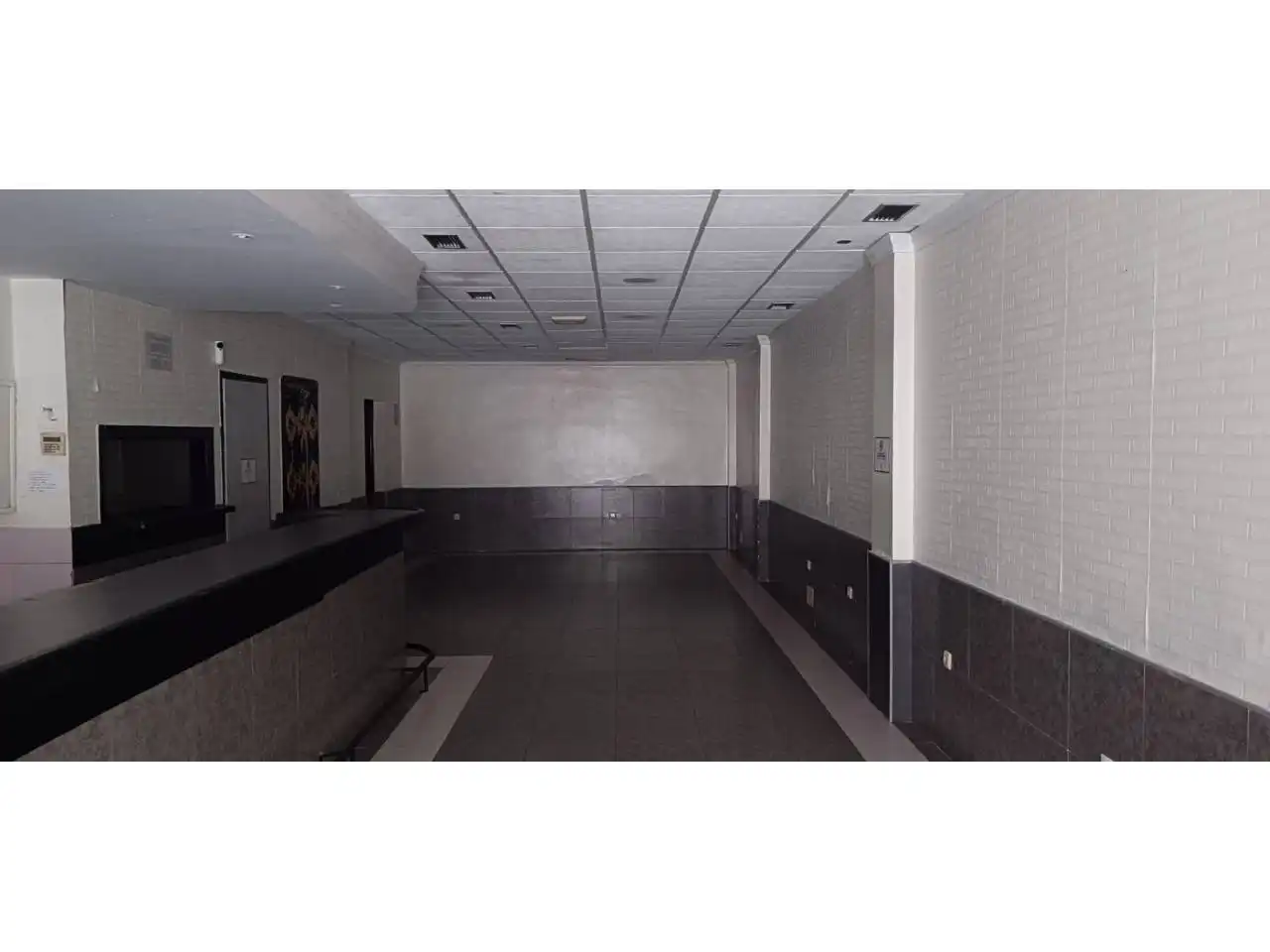 Local comercial en venta en Calle Julián Arcas Lacal, imagen 10
