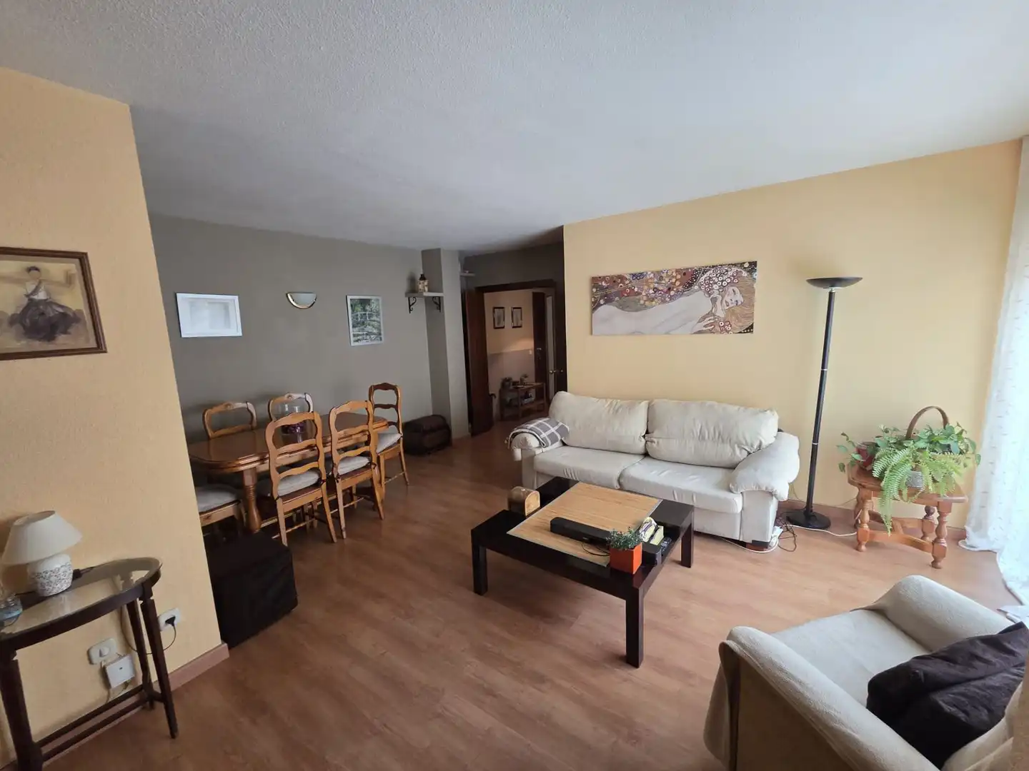 Sala de estar de Piso en venta en  Madrid Capital con Calefacción