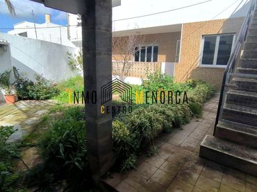 Casa amb jardí en venda a Ciutadella