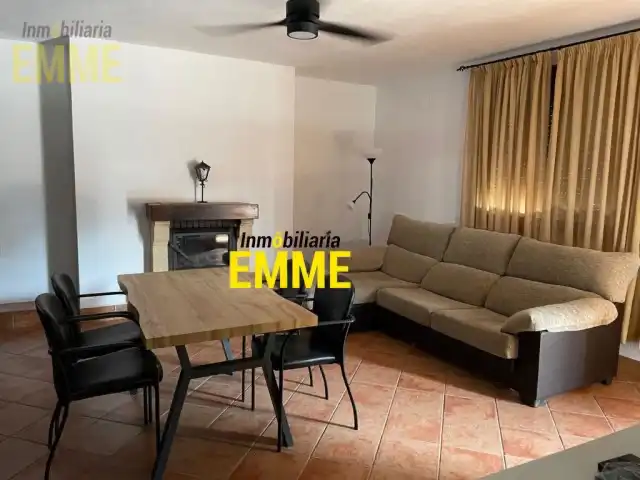 Wohnzimmer von Haus oder Chalet zum Verkauf in Ronda mit Privatgarten, Schwimmbad und Ofen