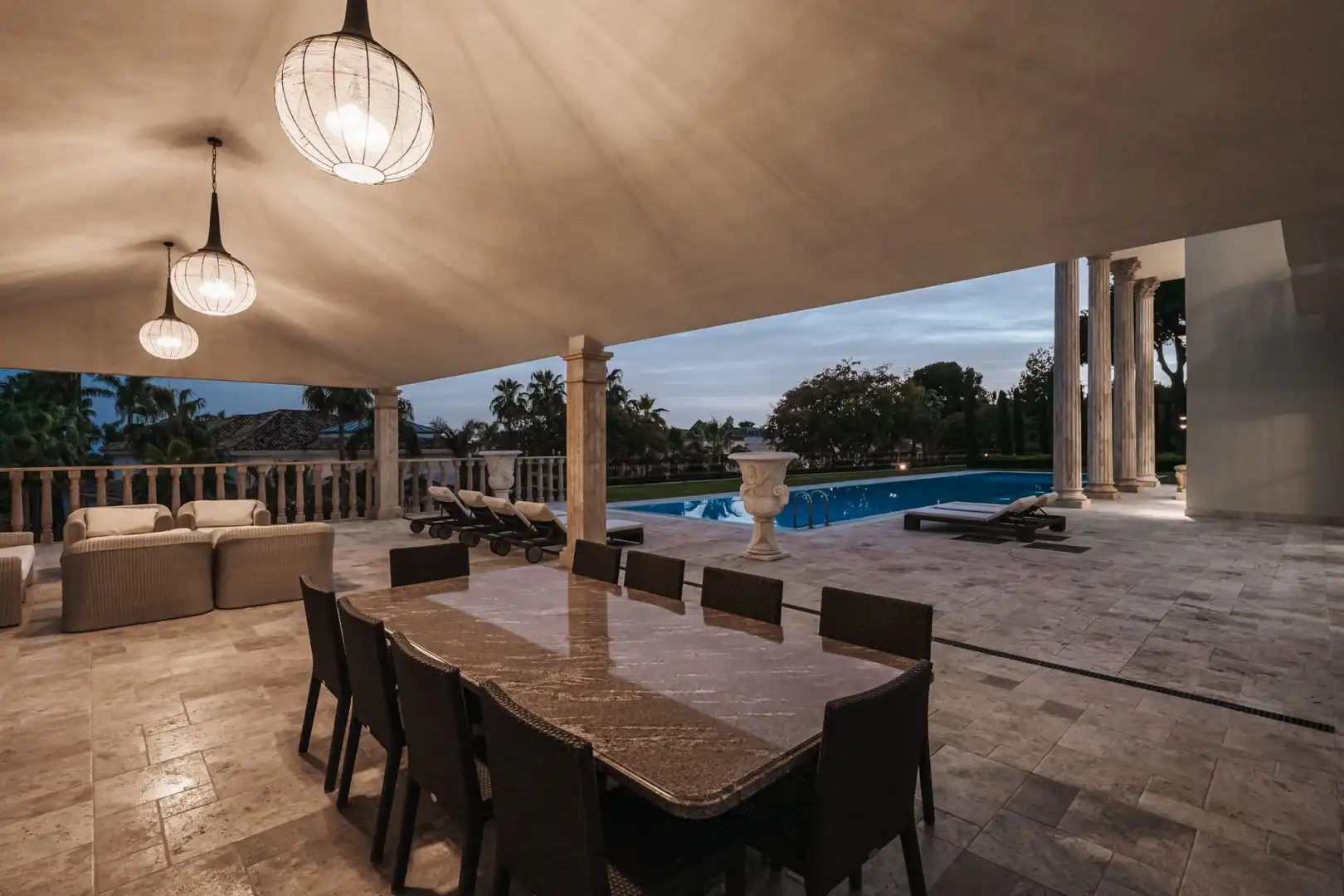 Terraza de Casa o chalet en venta en Marbella con Aire acondicionado, Calefacción y Jardín privado