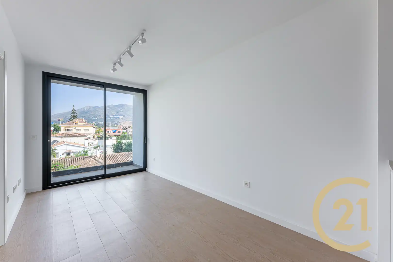 Bedroom of Flat for sale in Fuengirola  with Balcony