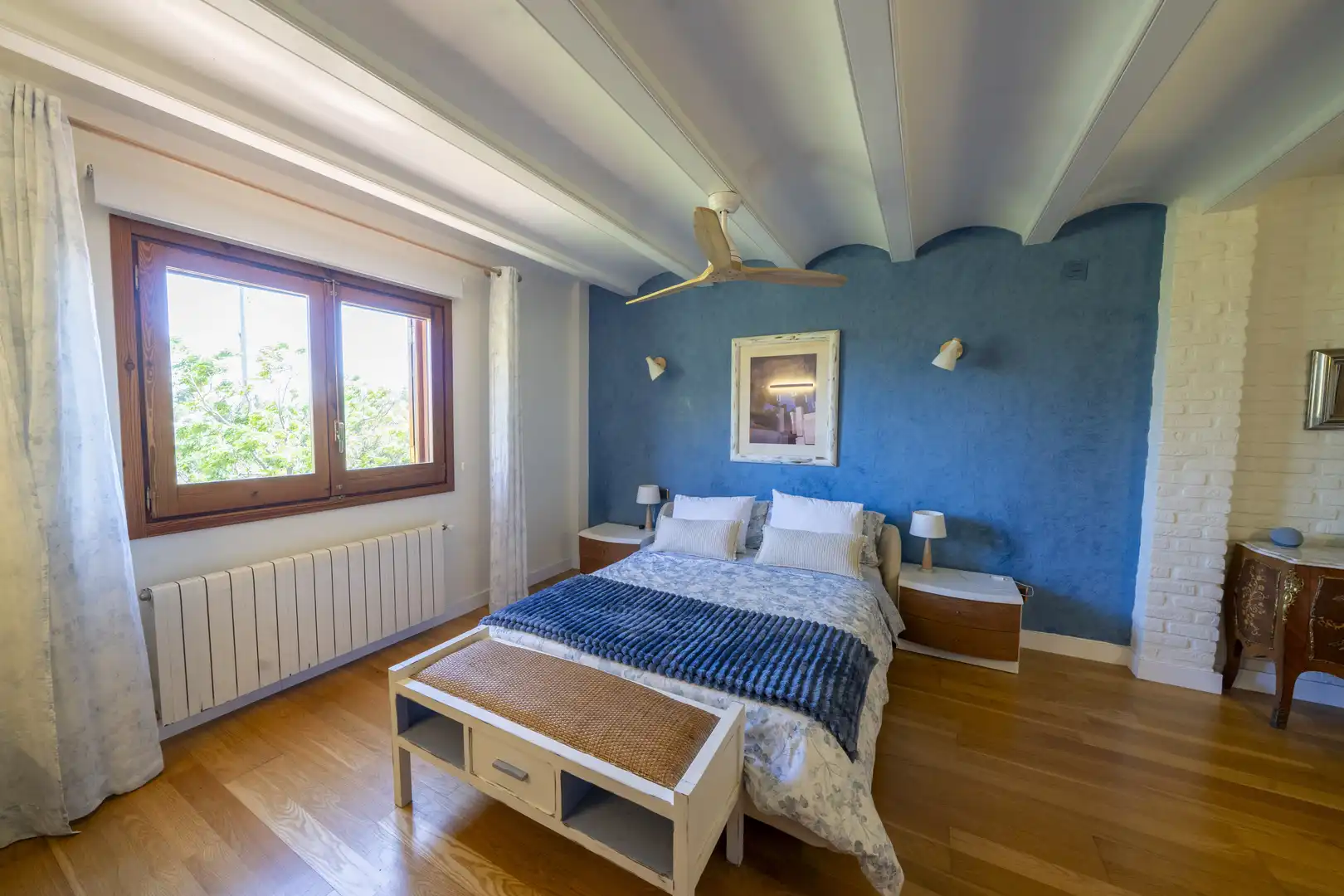 Habitación de Finca rústica en venta en Náquera con Aire acondicionado, Calefacción y Terraza