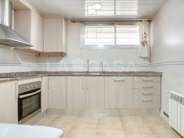 Duplex con balcone in vendita a Carrer de Guipúscoa