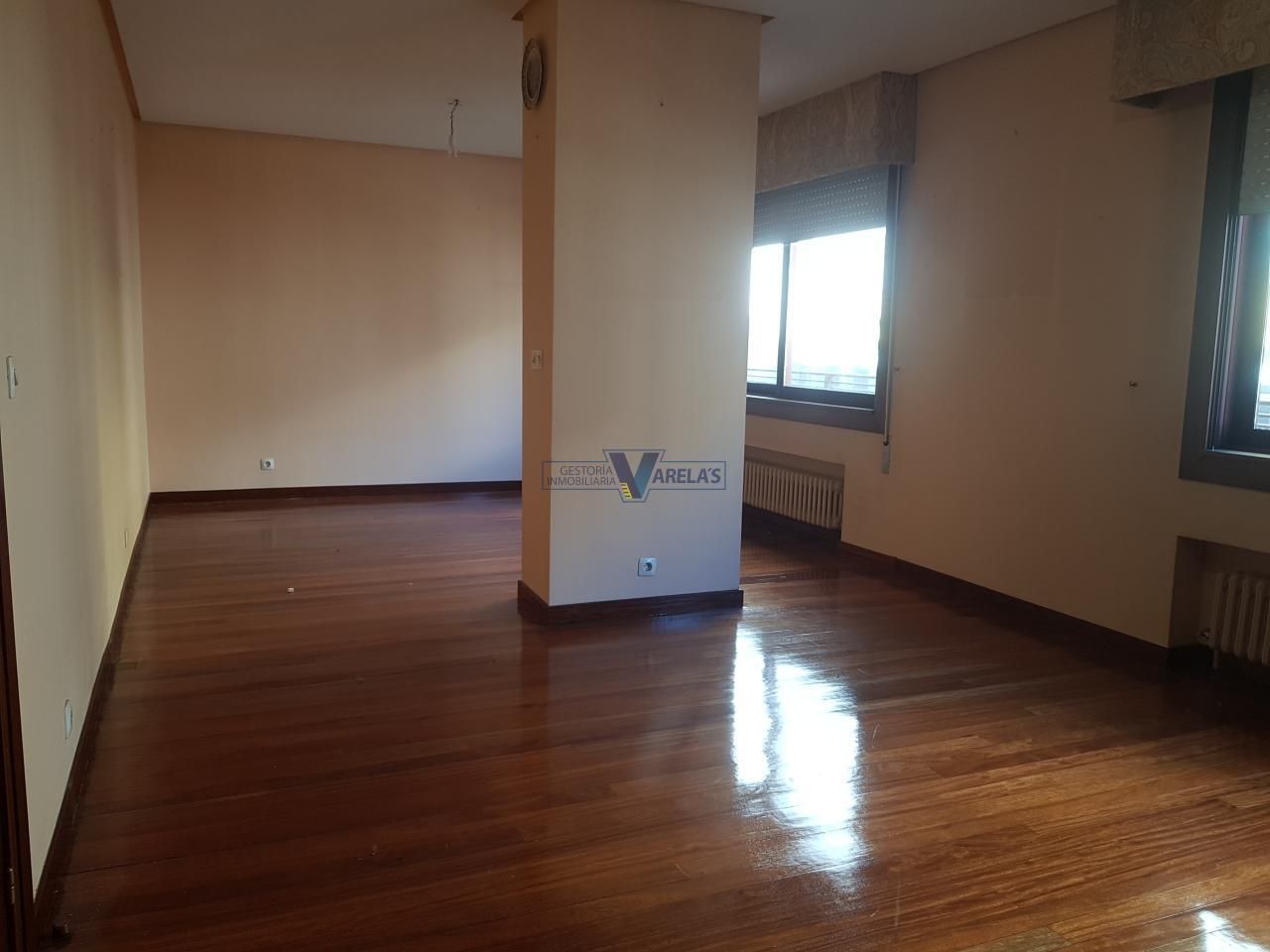 Living room of Flat for sale in Ourense Capital   with Heating, Terrace and Storage room