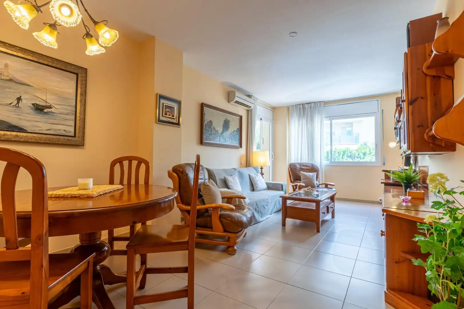 Sala de estar de Piso en venta en Sitges con Aire acondicionado, Calefacción y Terraza
