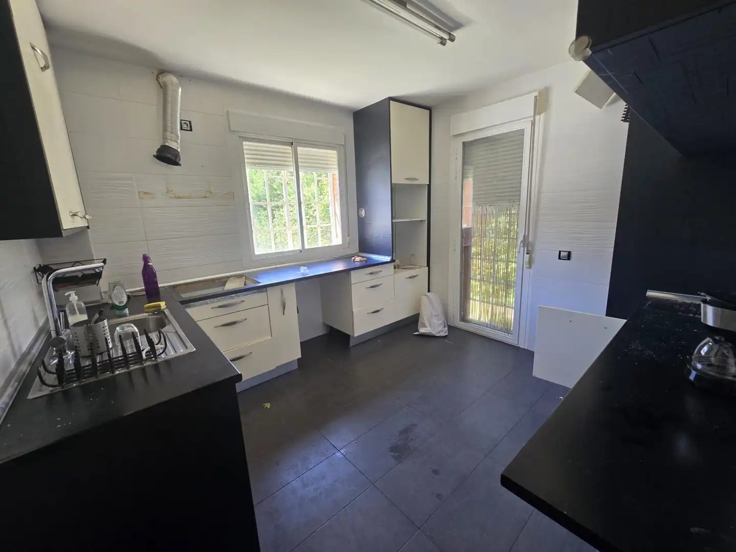 Kitchen of Houses for sale in Moraleja de Enmedio
