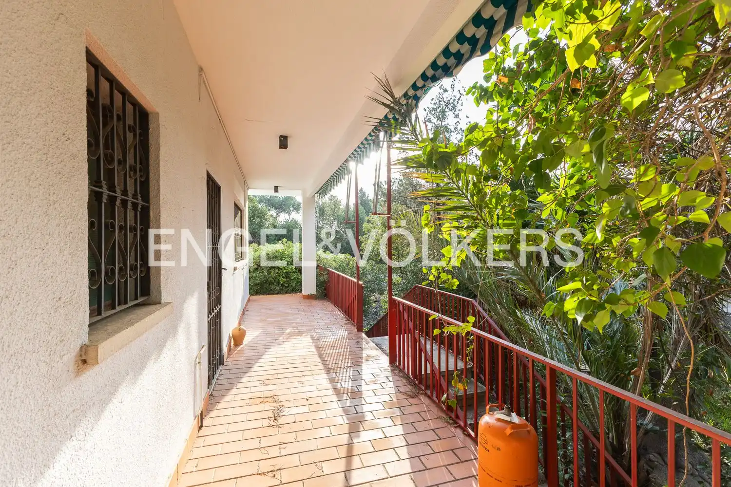 Terraza de Casa o chalet en venta en Paterna con Aire acondicionado, Calefacción y Jardín privado