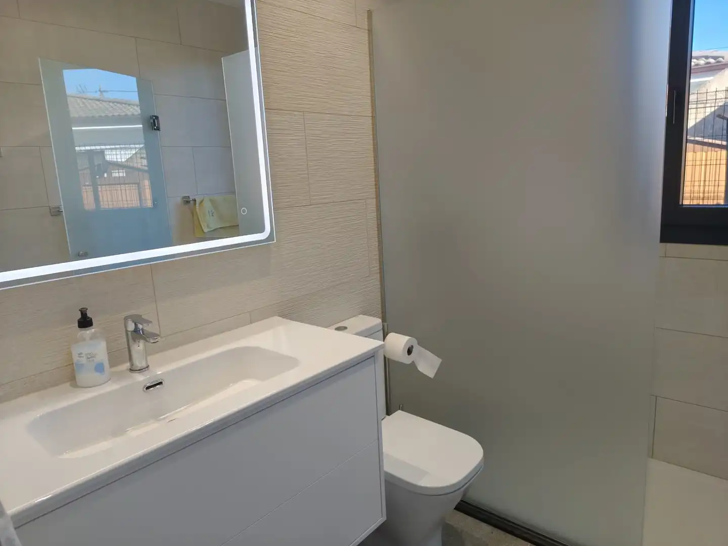 Baño de Casa o chalet en venta en Fontcoberta con Aire acondicionado, Calefacción y Jardín privado