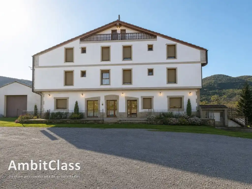 Vista exterior de Edificio en venta en Puente la Reina de Jaca