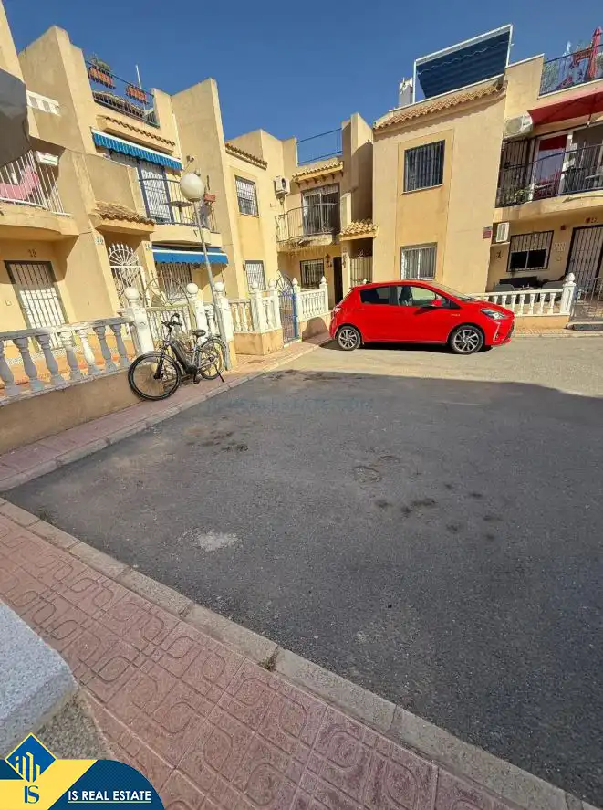 Bungalow con piscina en venta en Zona Carrefour - Urbanizaciones, imagen 30