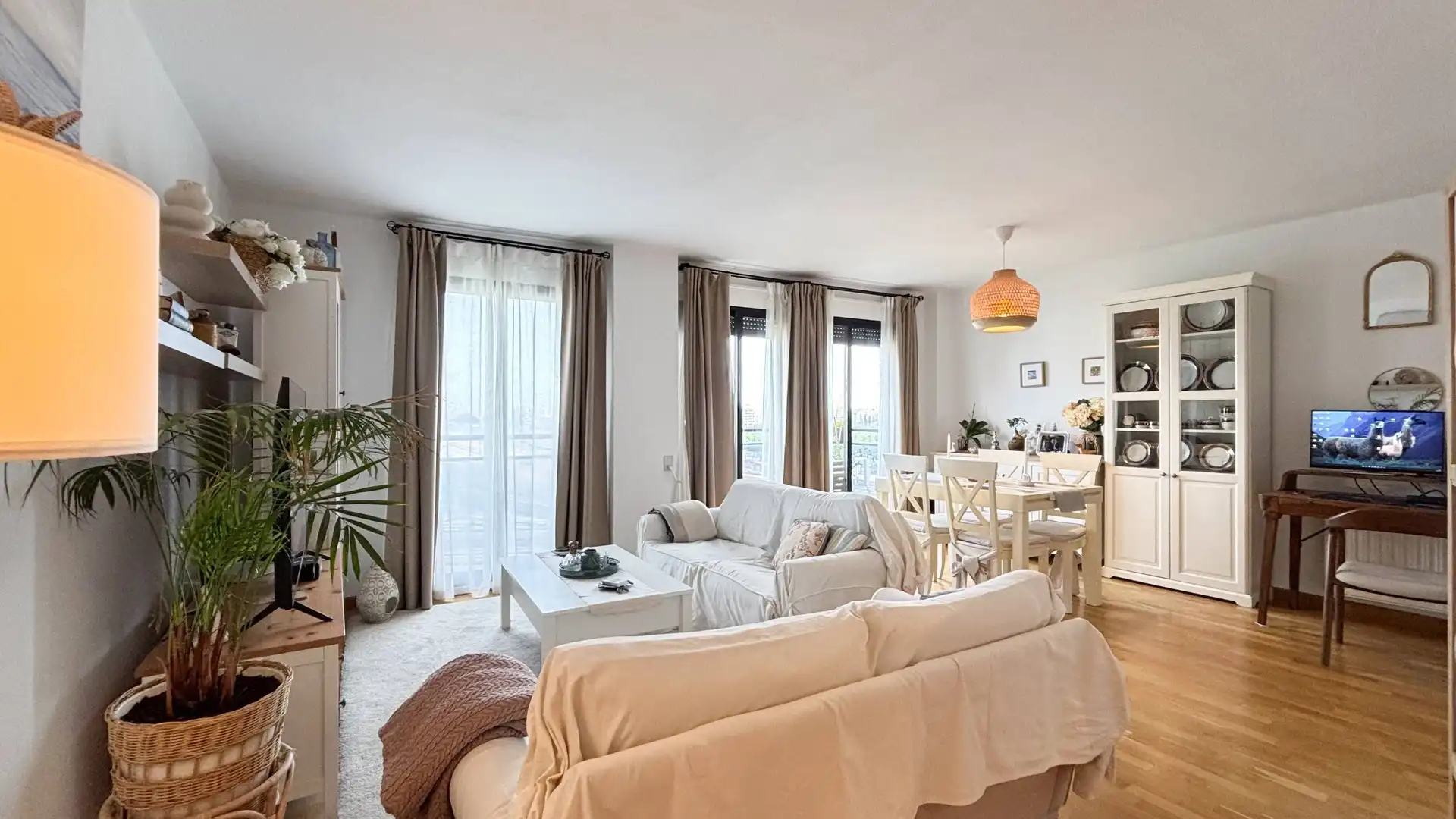 Piso con terraza en venta en Jesús, imagen 3