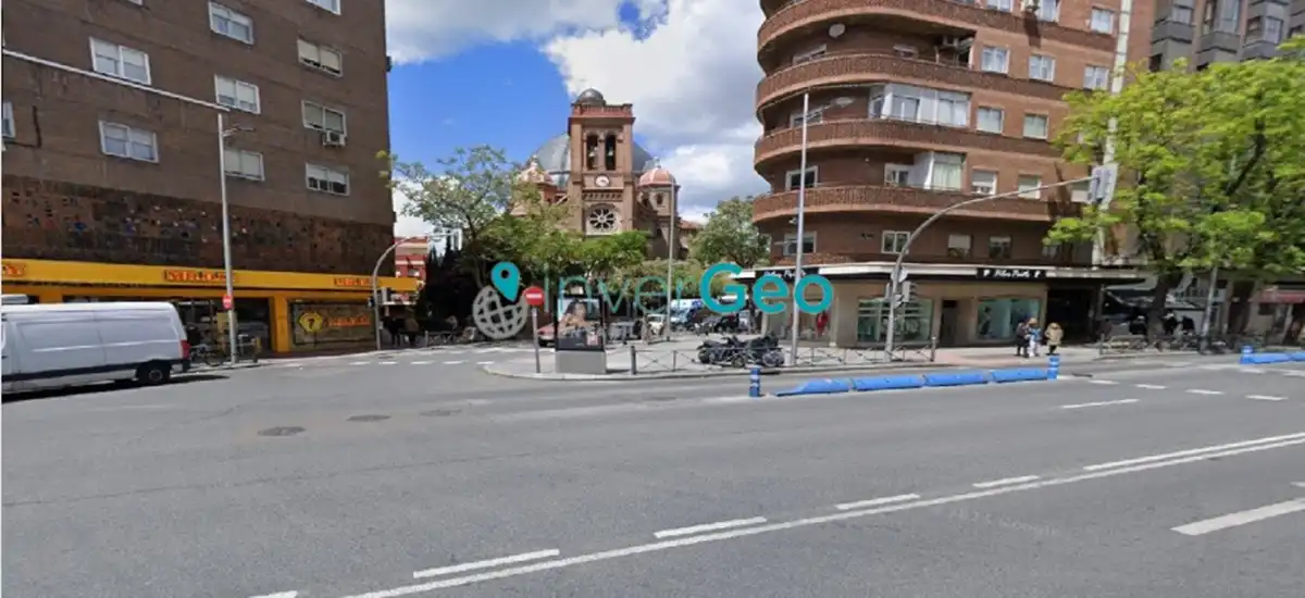 Local comercial en venda a Tetuán