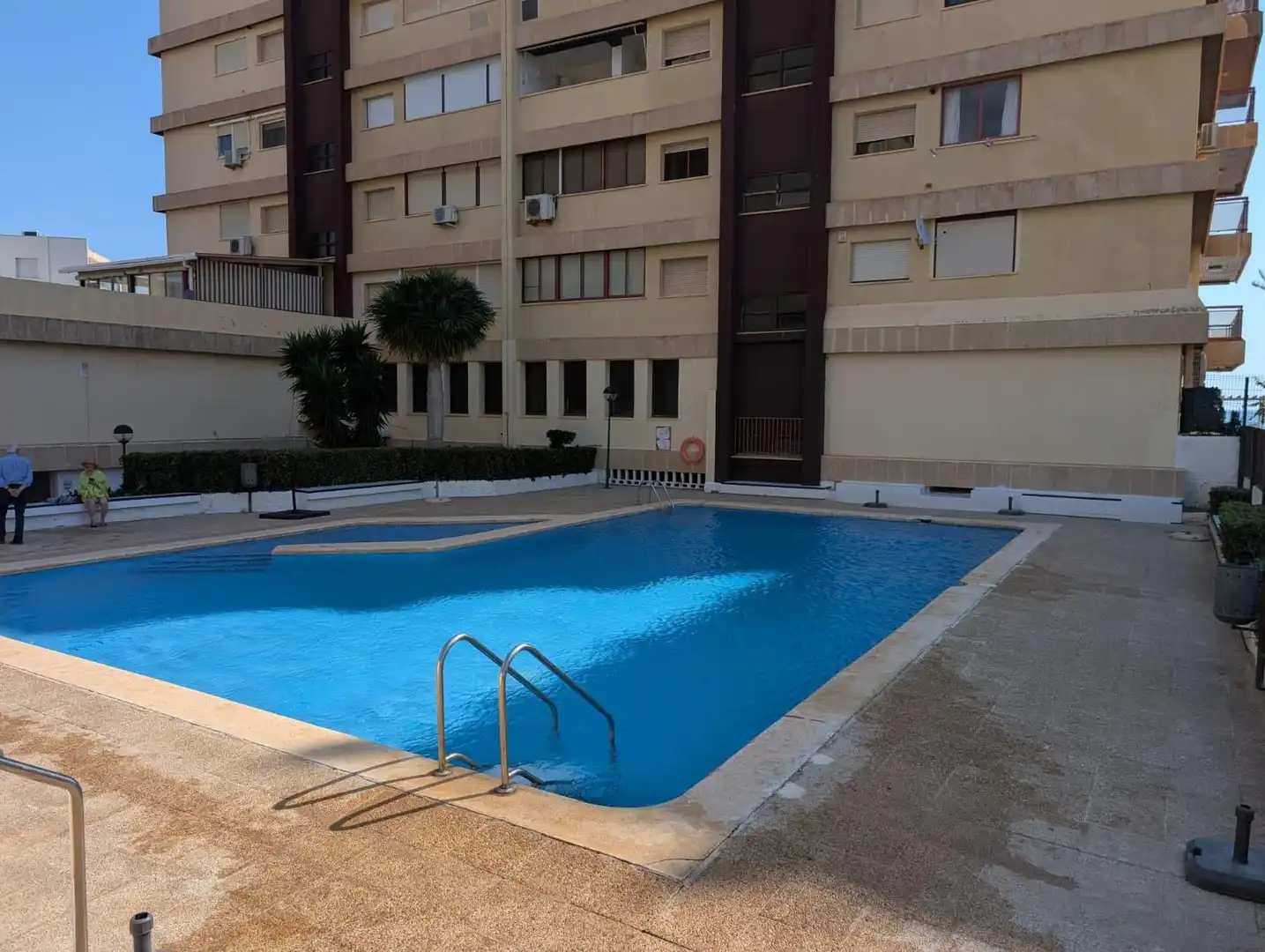 Piscina de Apartament en venda en Gandia amb Terrassa, Balcó i Piscina comunitària