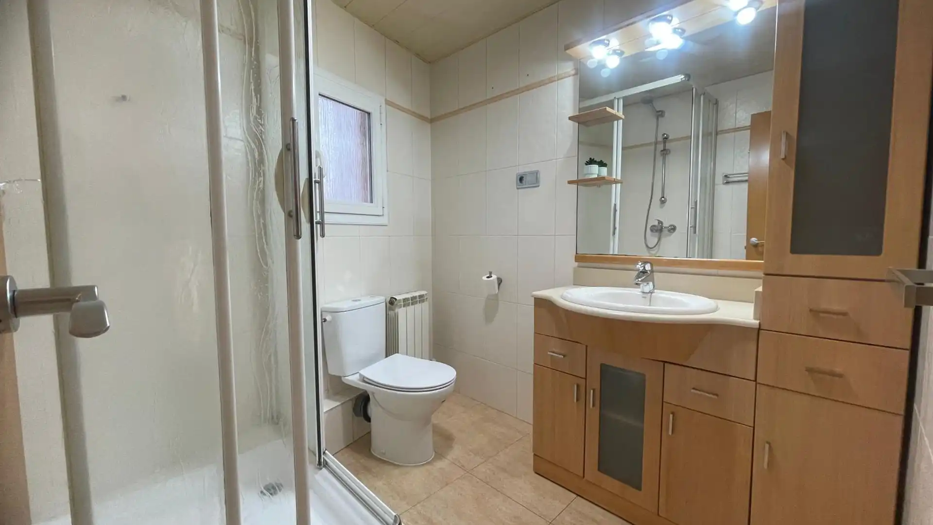 Bany de Pis en venda en Terrassa amb Balcó