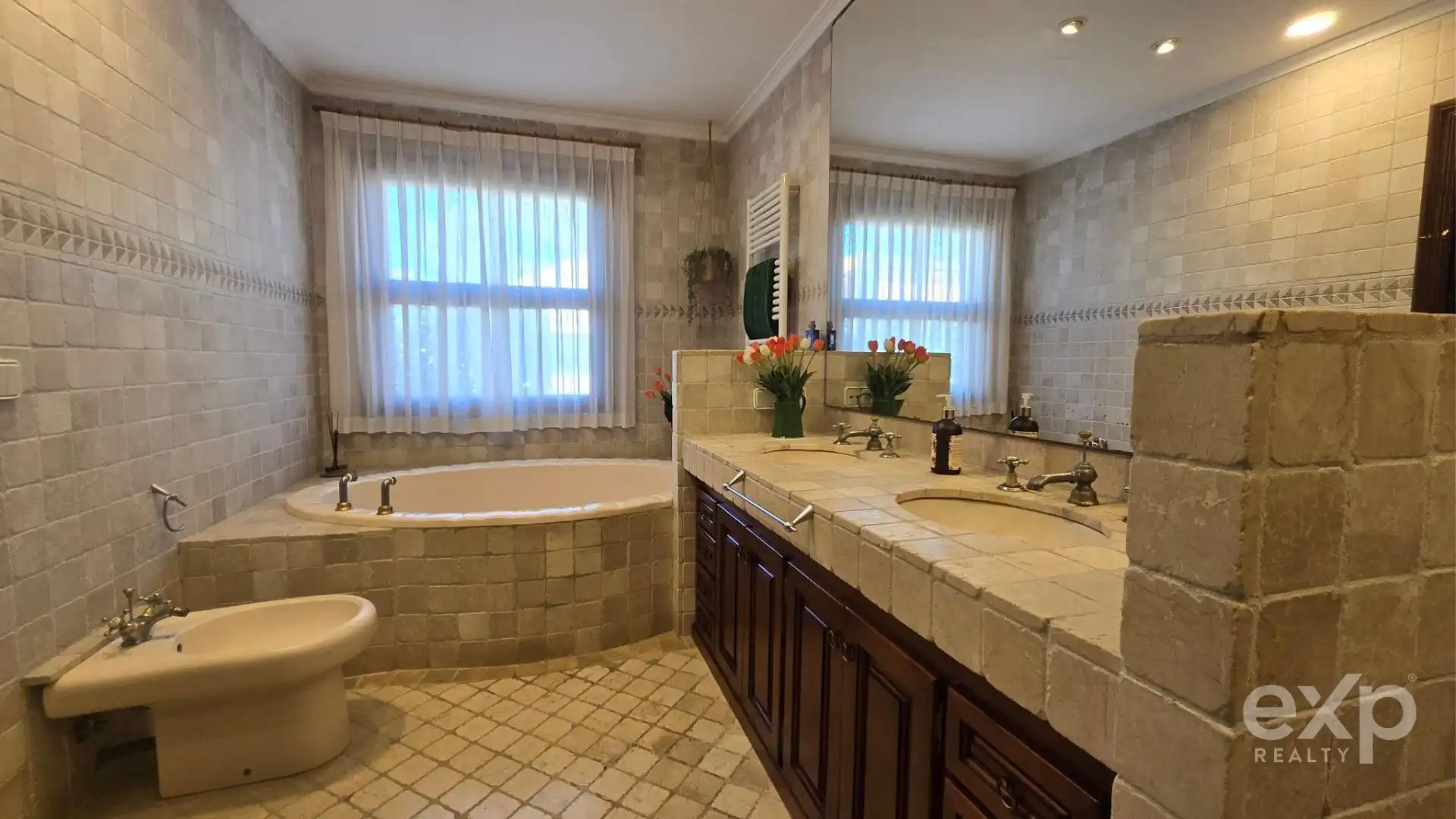 Detached house with pool for sale in Calle del Dos de Mayo, imagen 40